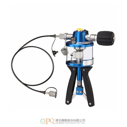 Hand test pumps / Pressure range up 700 bar